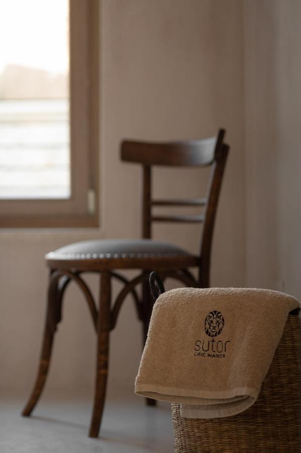 העיירה רתימנו Sutor Chic Manor Hotel מראה חיצוני תמונה